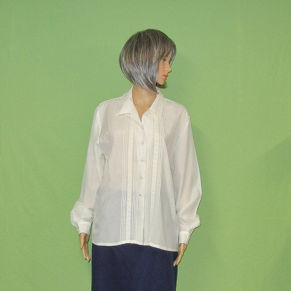 ESSENTIALS by Worthington Vintage LS Button Up Blouse Size 14M ~ Cream